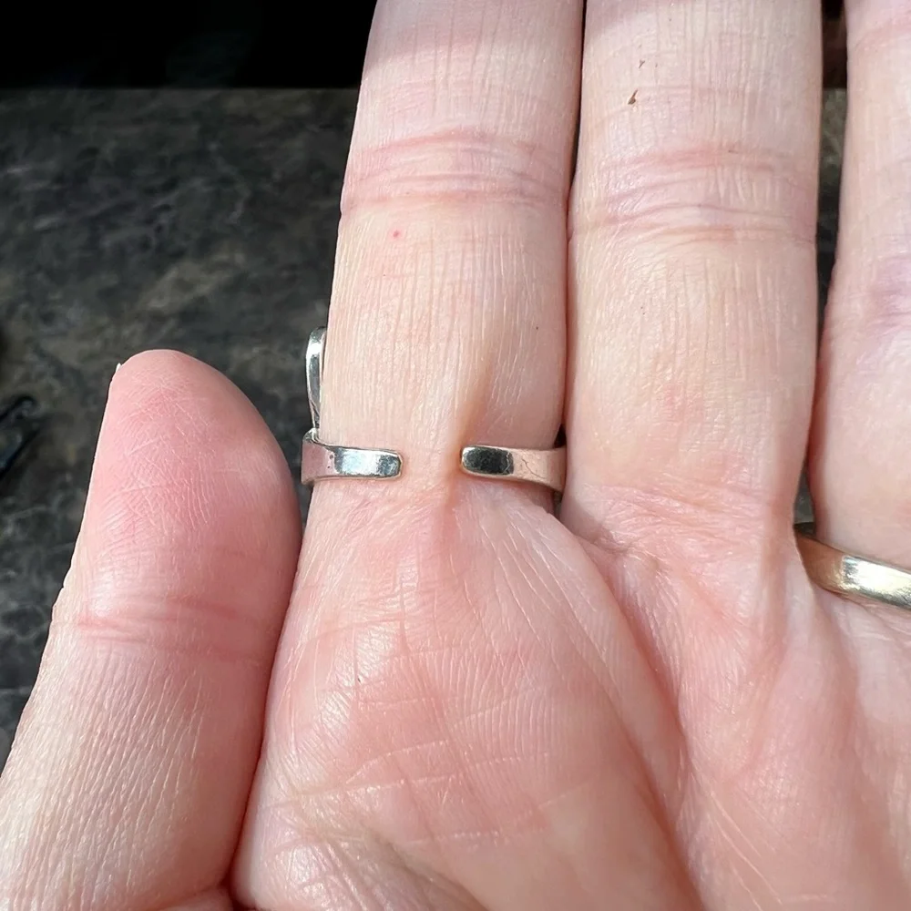 Sterling-Style Silver Butterfly Ring - Women's Fashion Band